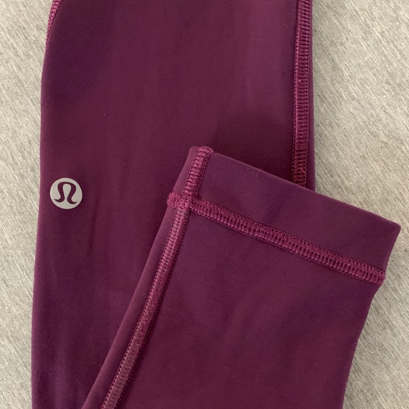 Lululemon First Mile Tech Tight - Picture 4 of 14